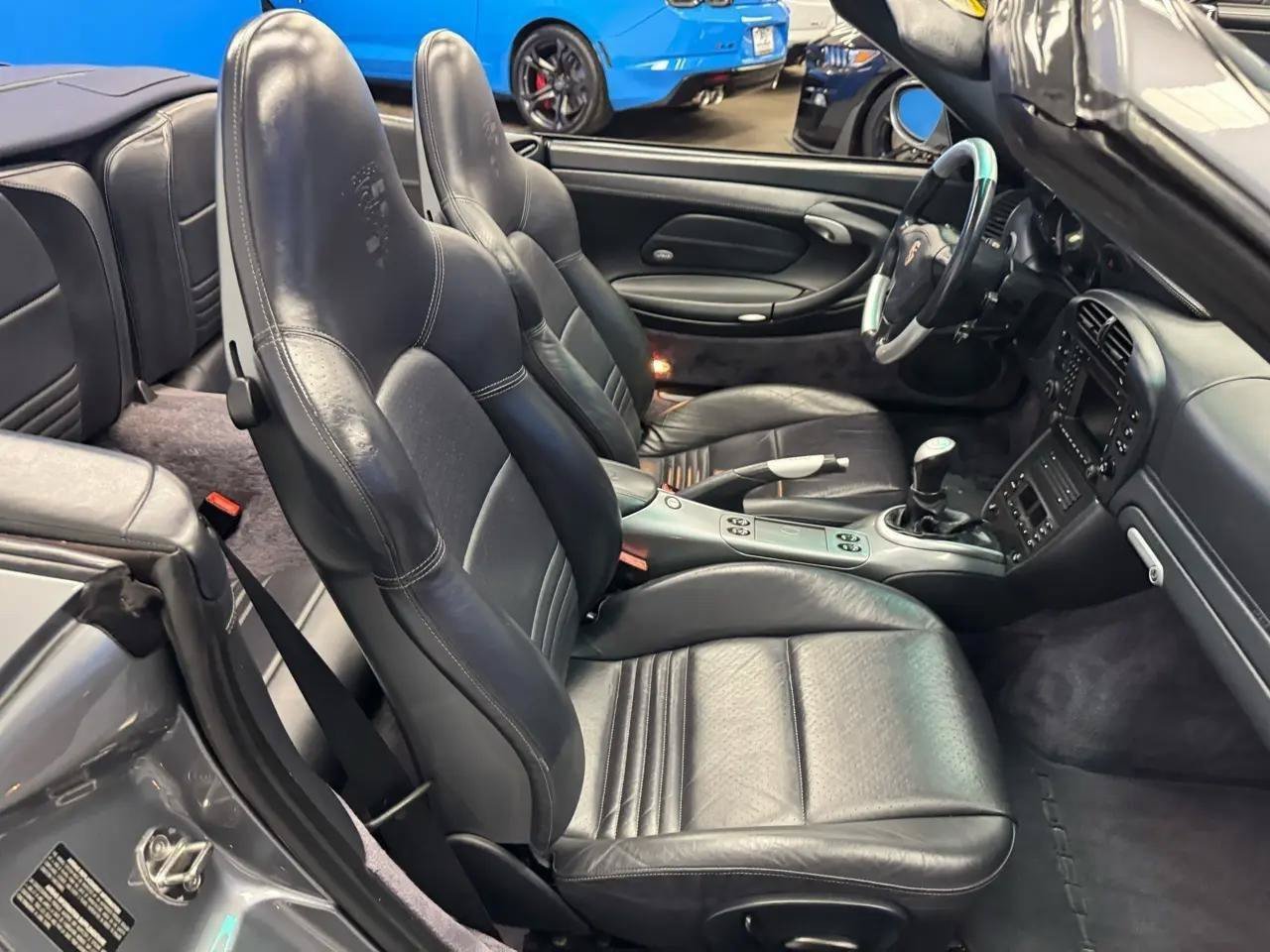 Used 2004 Porsche 911 Turbo AWD/4WD image 17