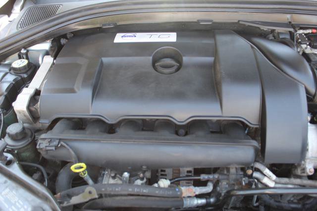Used 2010 Volvo XC60 T6 AWD/4WD image 32
