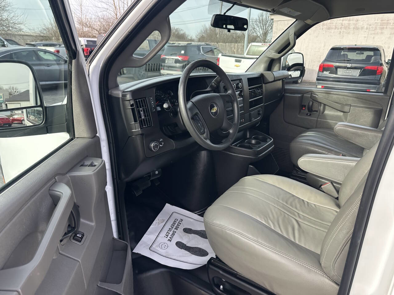 Used 2020 Chevrolet Express 2500 w/ Enhanced Convenience Package image 11