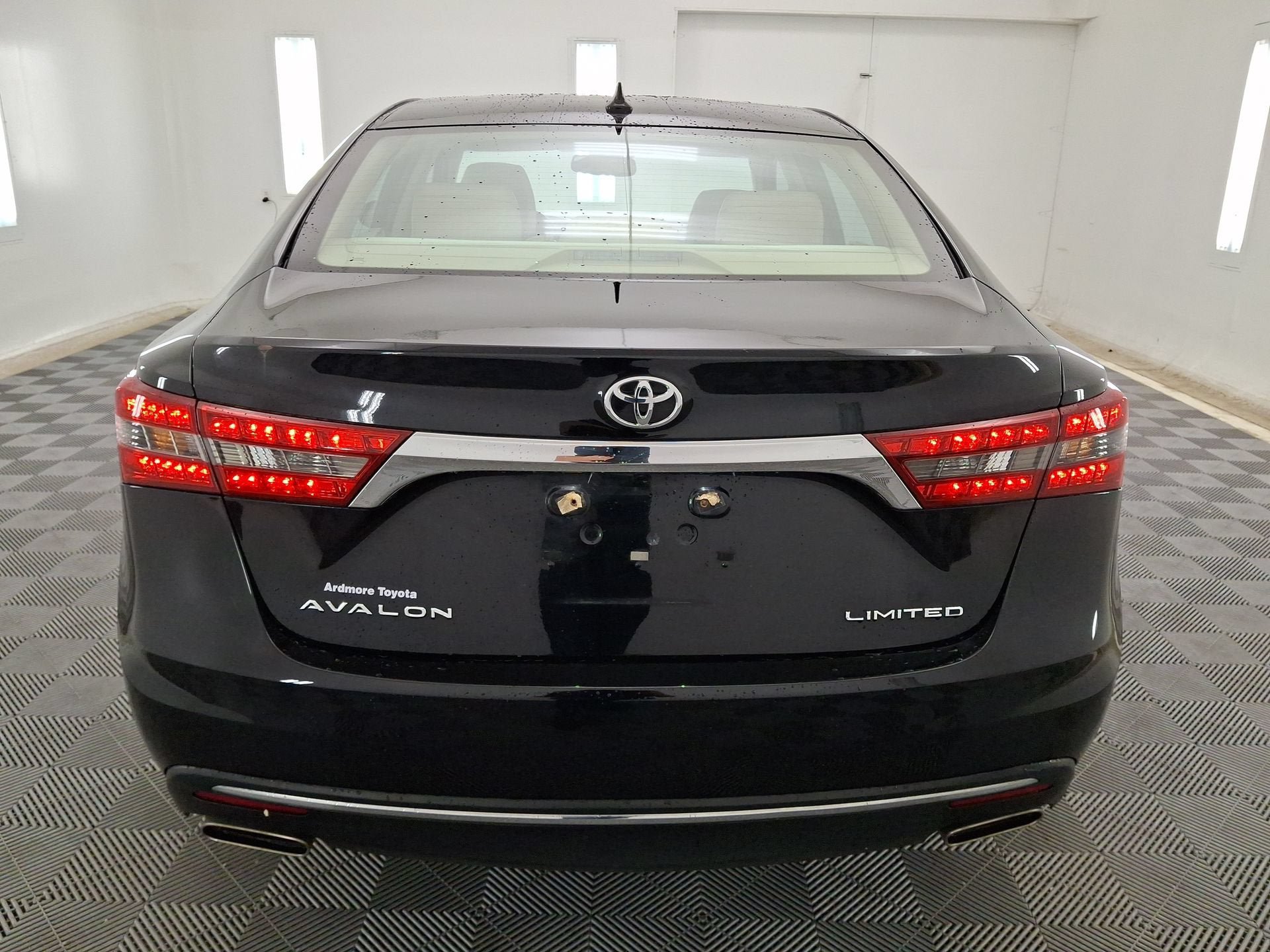 Used 2016 Toyota Avalon Limited w/ Protection Package FWD image 23