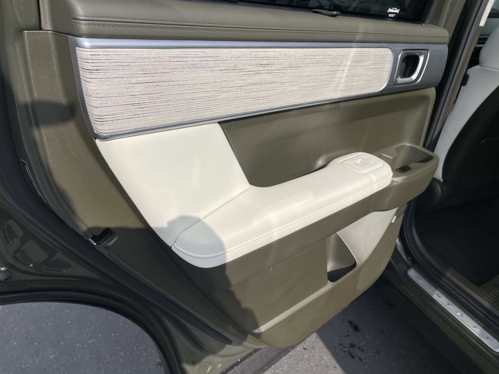 Used 2024 Hyundai Santa Fe Calligraphy image 24