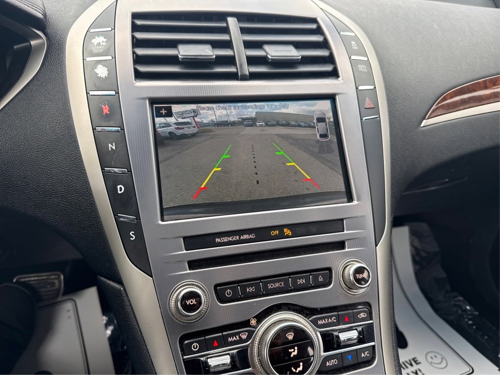 Used 2019 Lincoln MKZ Reserve w/ Reserve Plus Package image 32