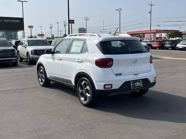 New 2026 Hyundai Venue SEL FWD image 7