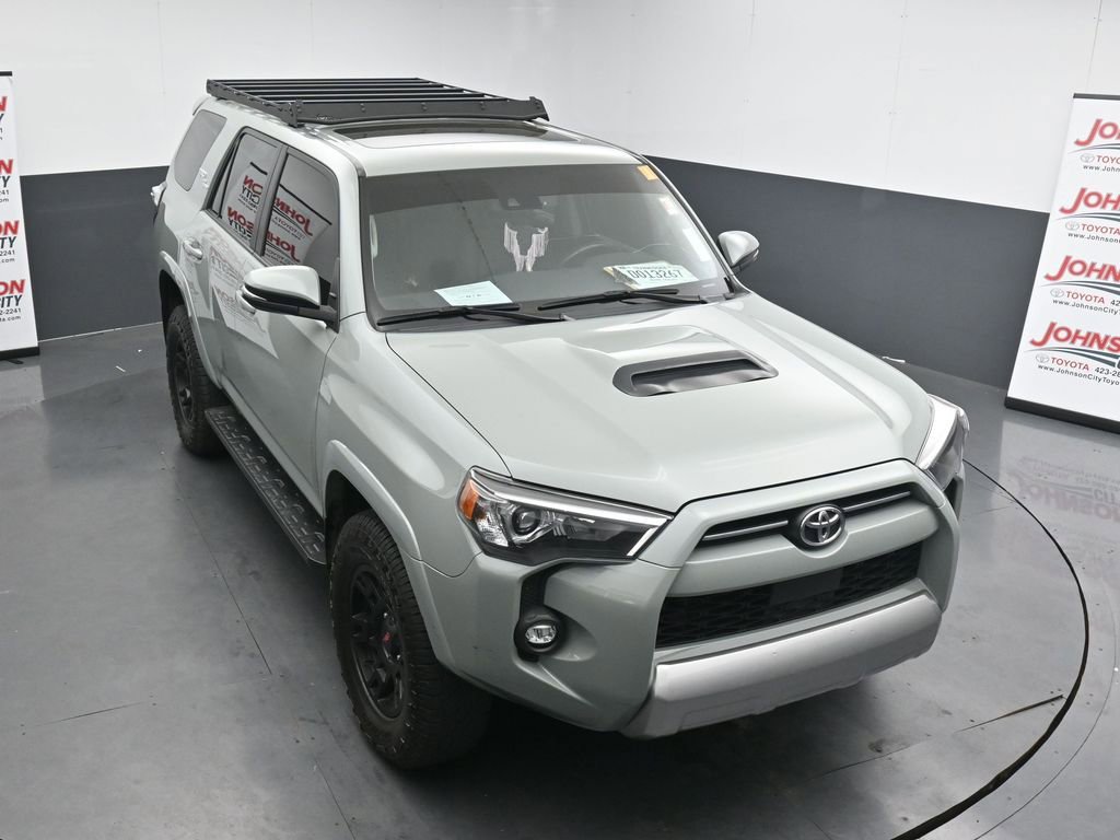 Used 2023 Toyota 4Runner TRD Off-Road Premium w/ Moonroof Package AWD/4WD image 10