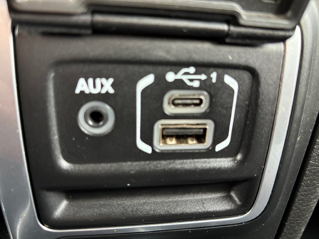 Used 2018 Jeep Wrangler Unlimited Rubicon AWD/4WD image 6