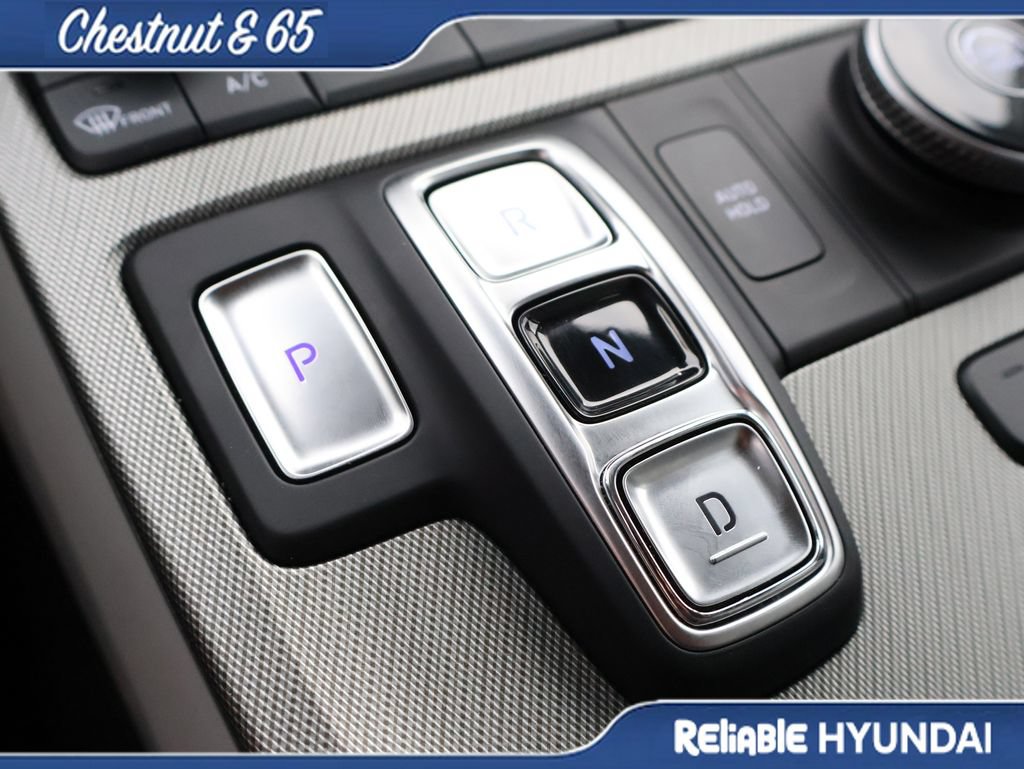 Certified 2025 Hyundai Palisade SEL FWD image 37