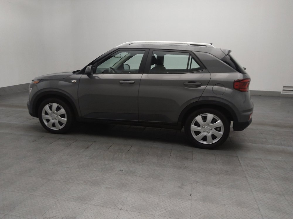 Used 2021 Hyundai Venue SEL w/ Cargo Package FWD image 3