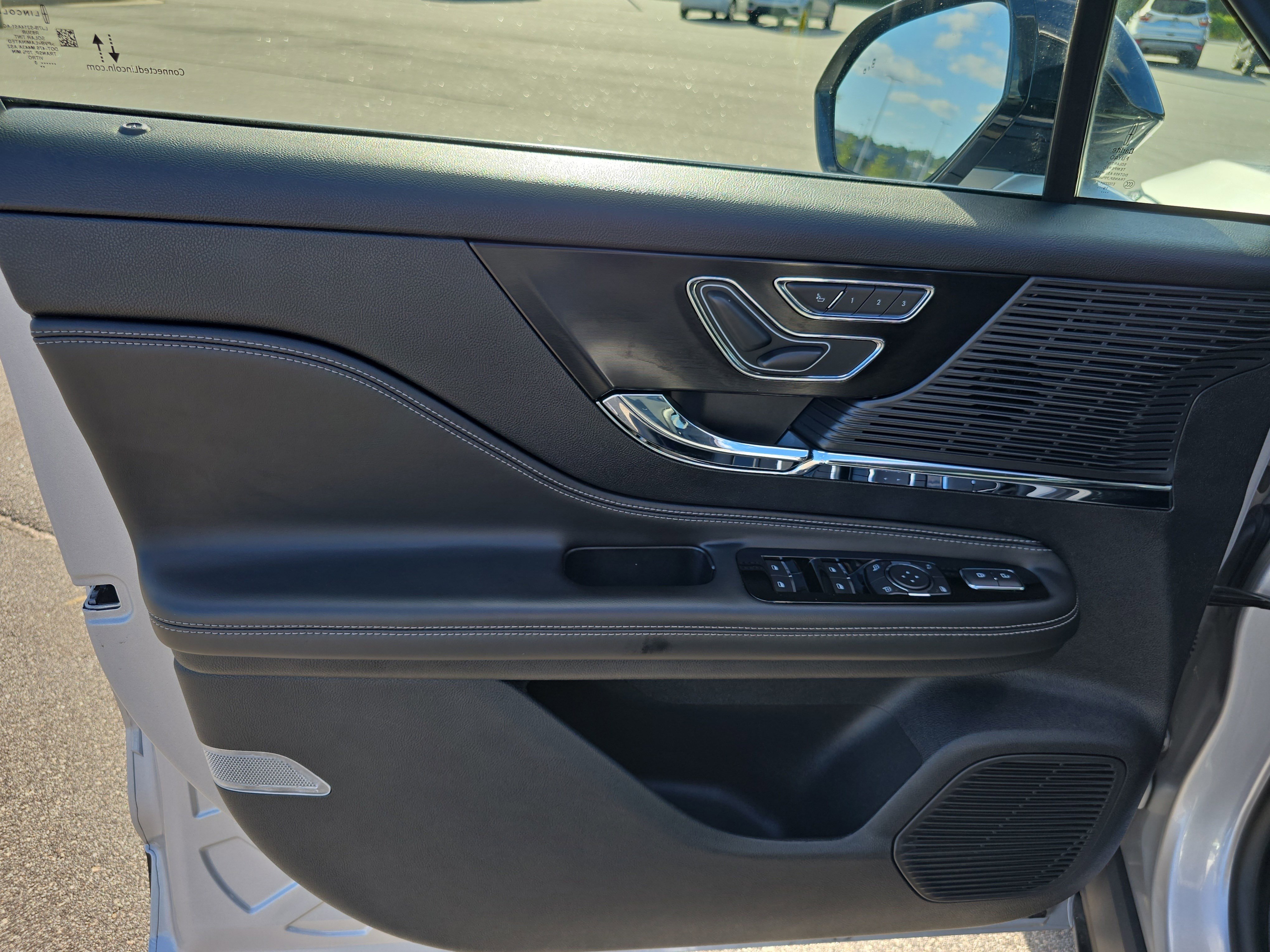 Used 2020 Lincoln Corsair AWD w/ Equipment Group 101A image 26