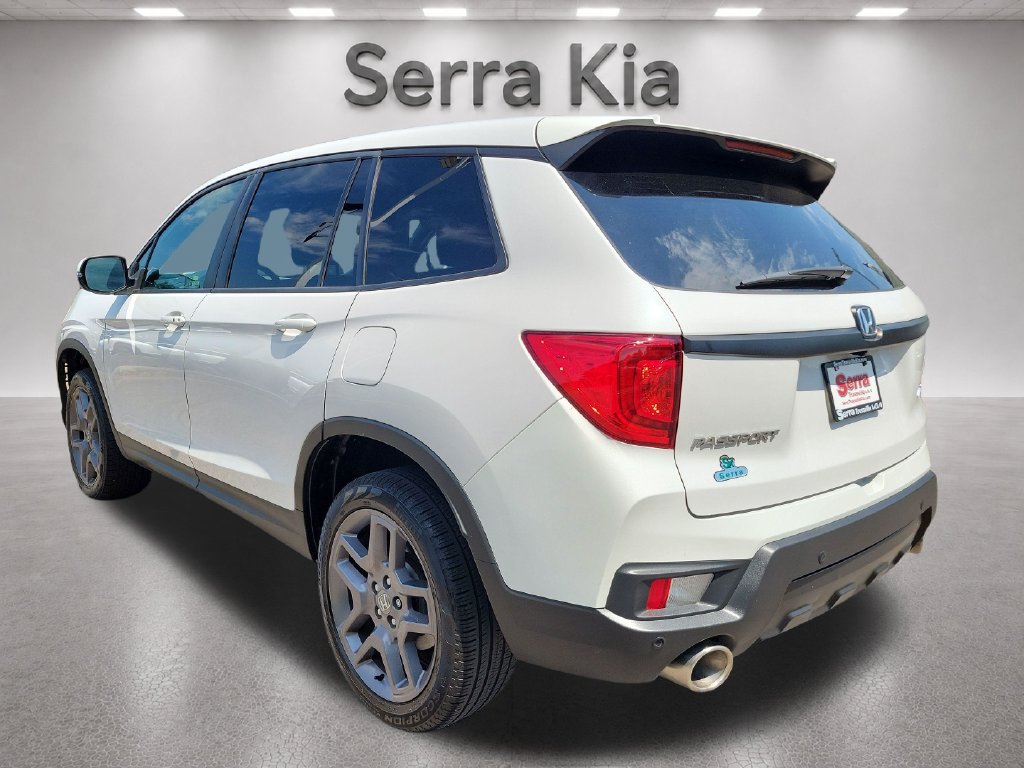 Used 2023 Honda Passport EX-L image 3