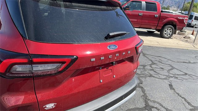 Used 2024 Ford Escape SE w/ PHEV Premium Package image 13
