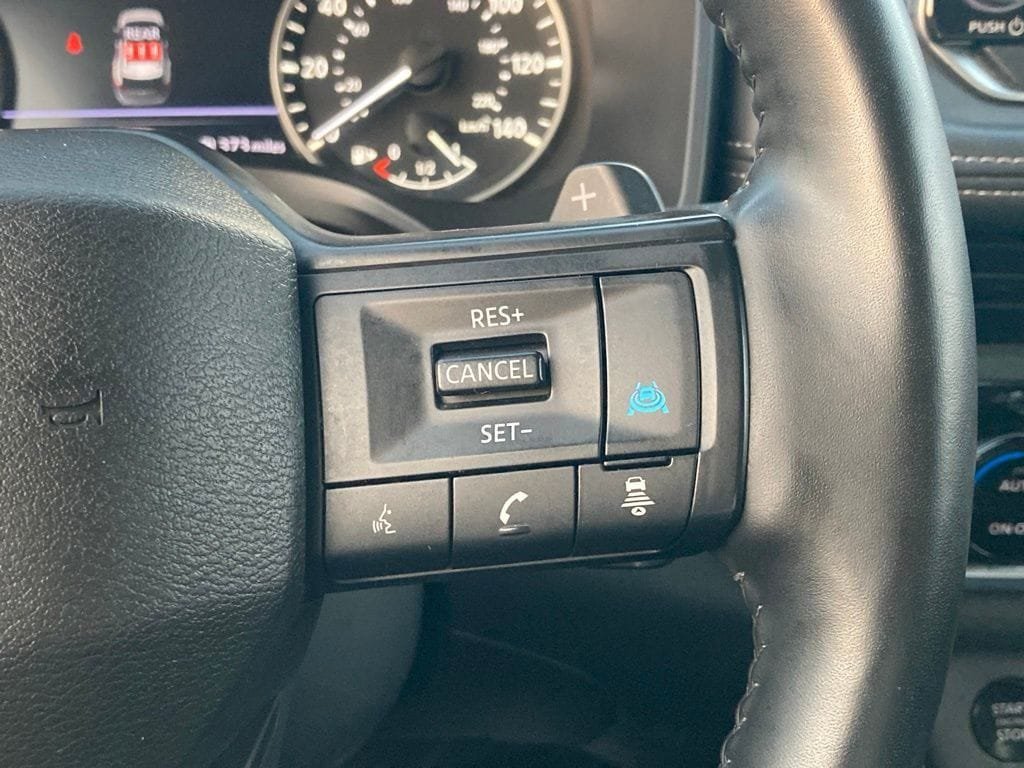 Used 2025 Nissan Rogue SV w/ SV Premium Package FWD image 19