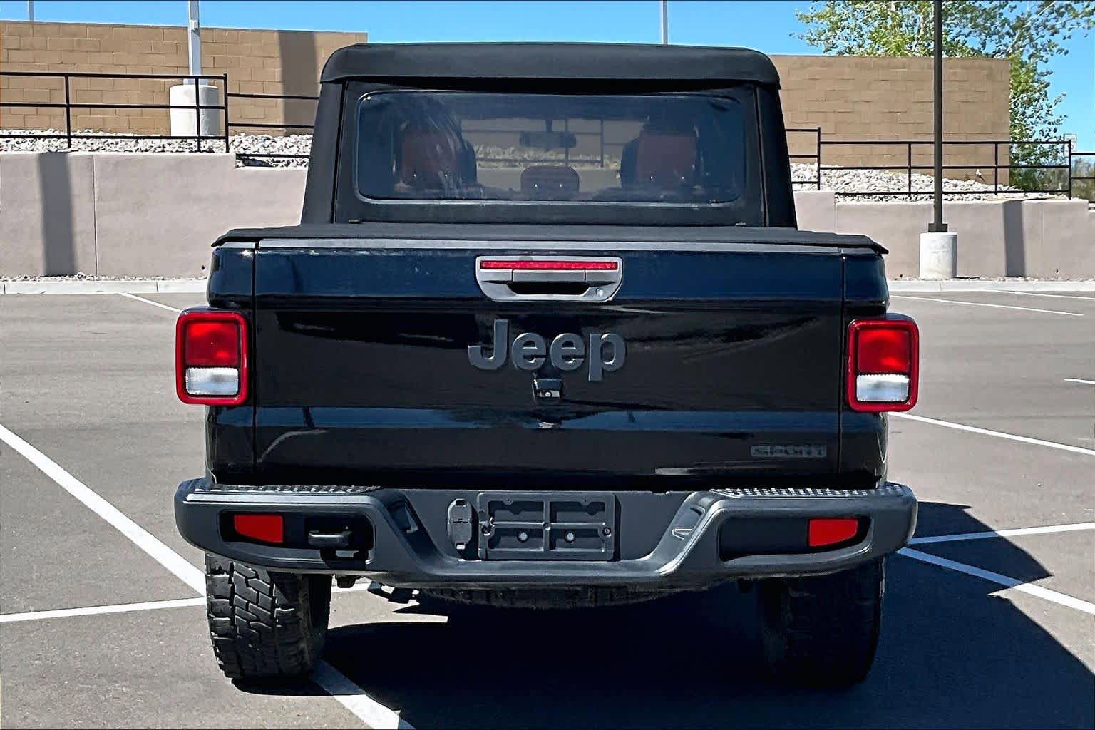 Used 2020 Jeep Gladiator Sport w/ Quick Order Package 24S AWD/4WD image 5