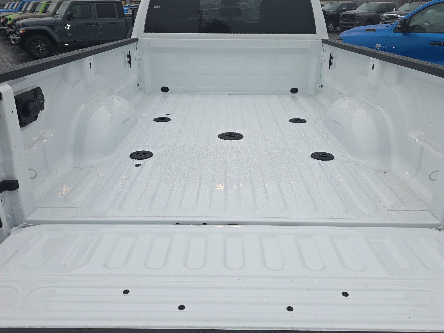 New 2026 RAM 2500 Tradesman w/ Chrome Appearance Group AWD/4WD image 19