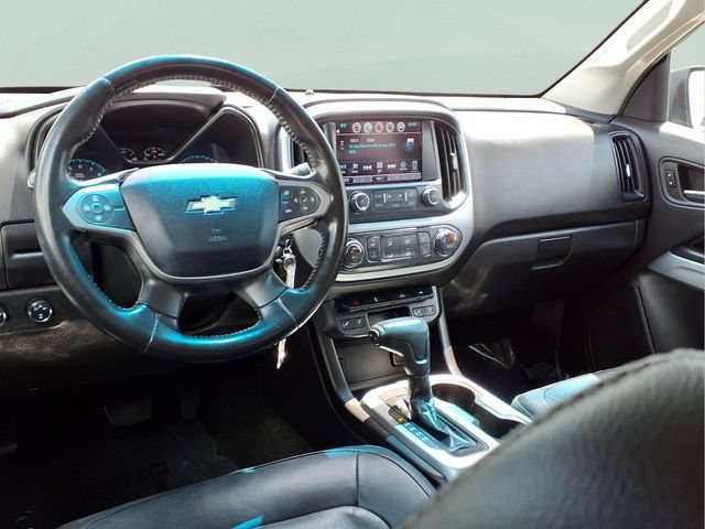 Used 2016 Chevrolet Colorado LT w/ Midnight Edition AWD/4WD image 5
