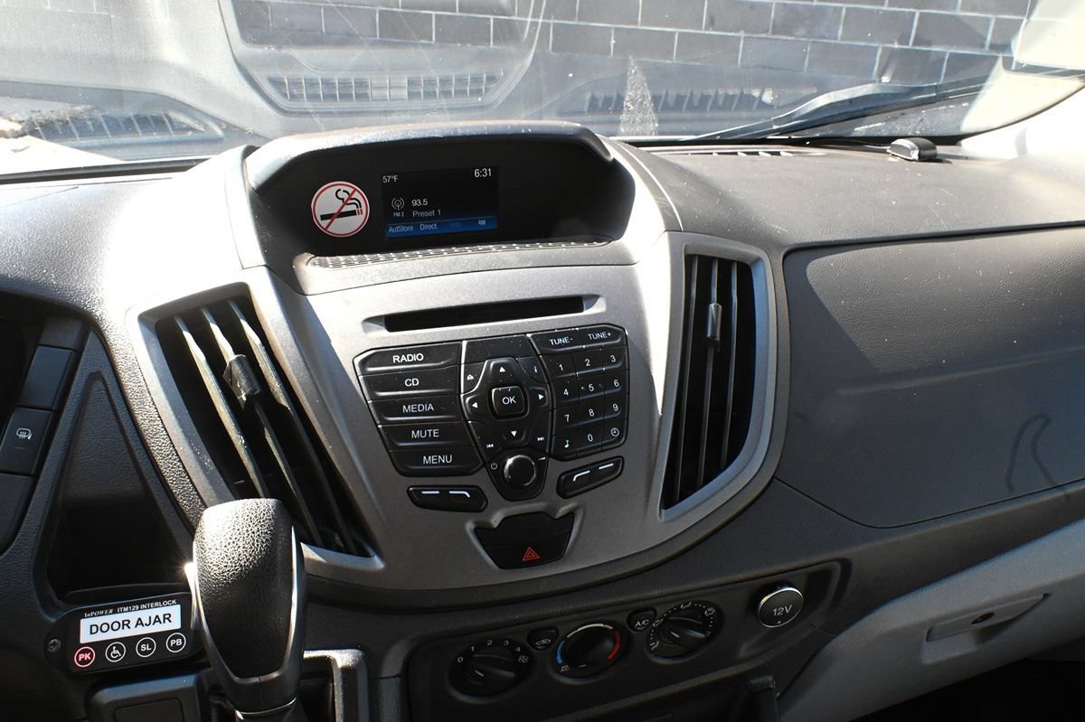 Used 2019 Ford Transit 350 XL RWD image 10