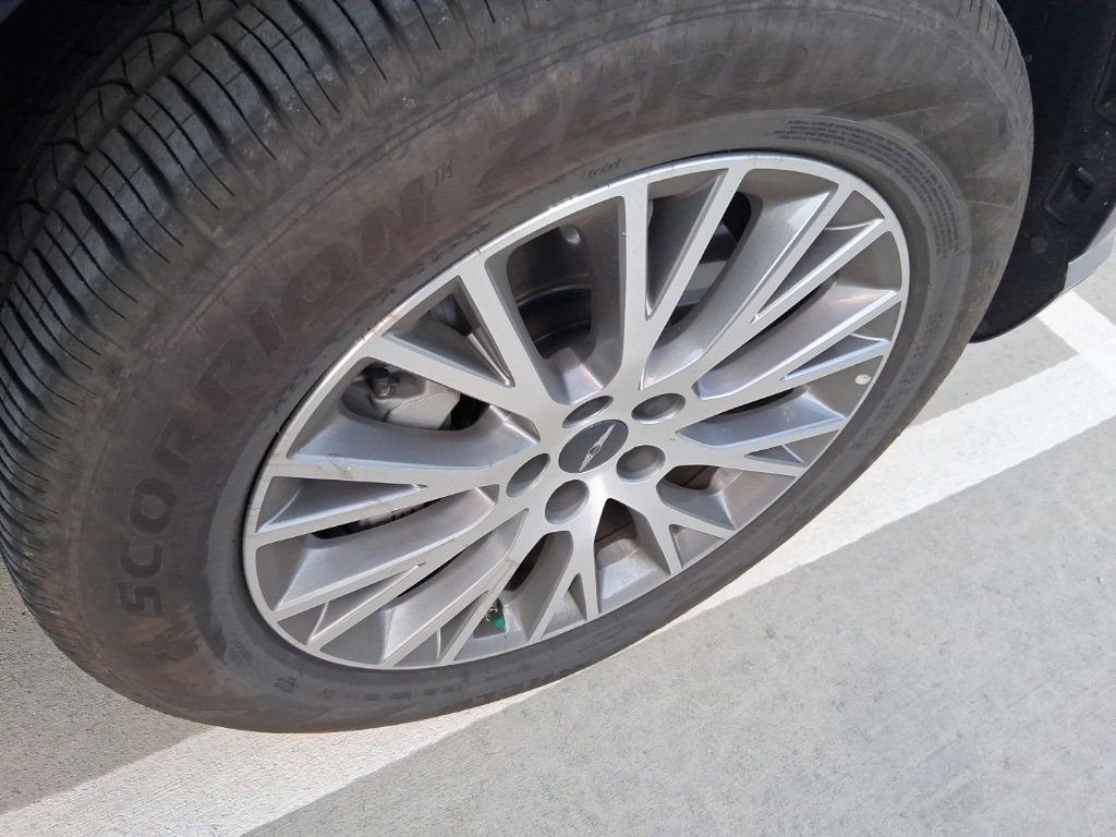 Certified 2025 Genesis GV80 2.5T Standard image 9