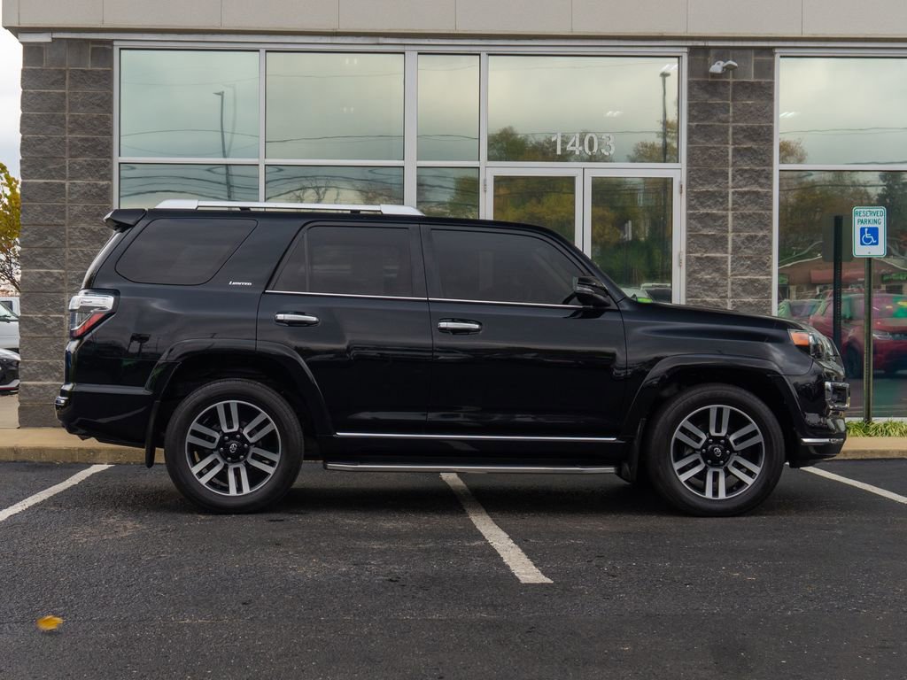Used 2020 Toyota 4Runner SR5 image 4