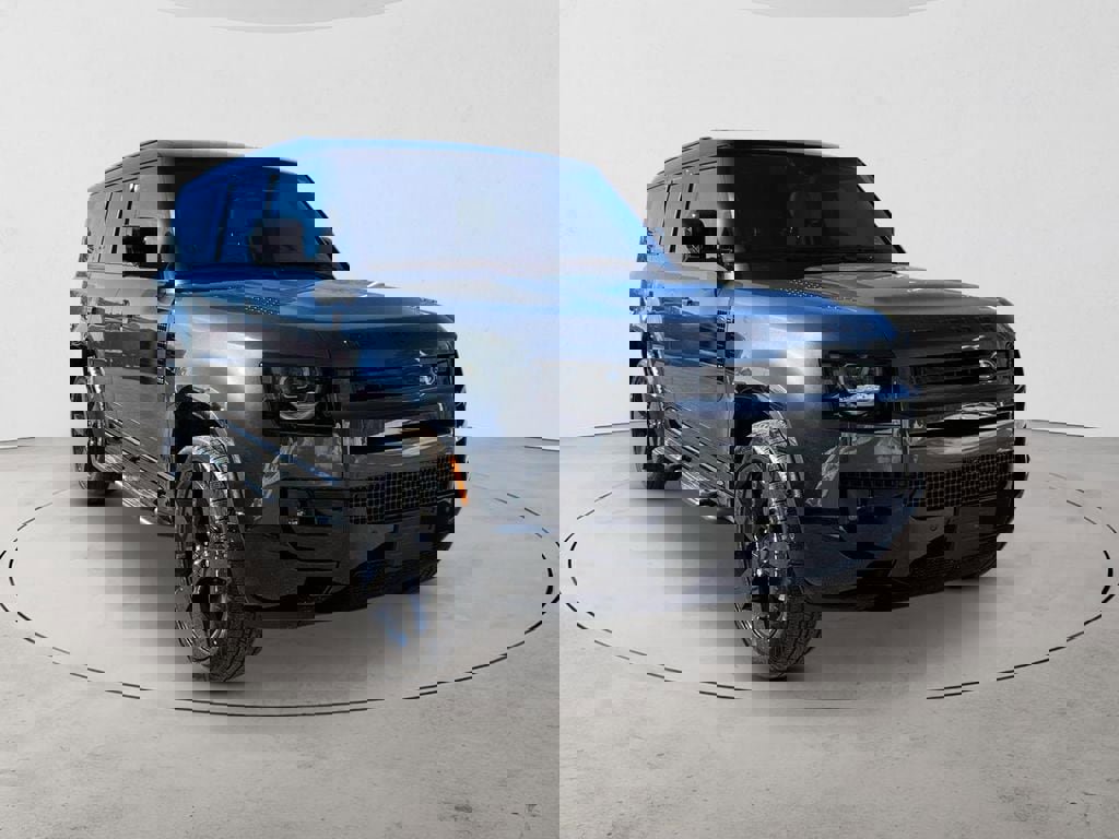 New 2026 Land Rover Defender 130 V8 image 7