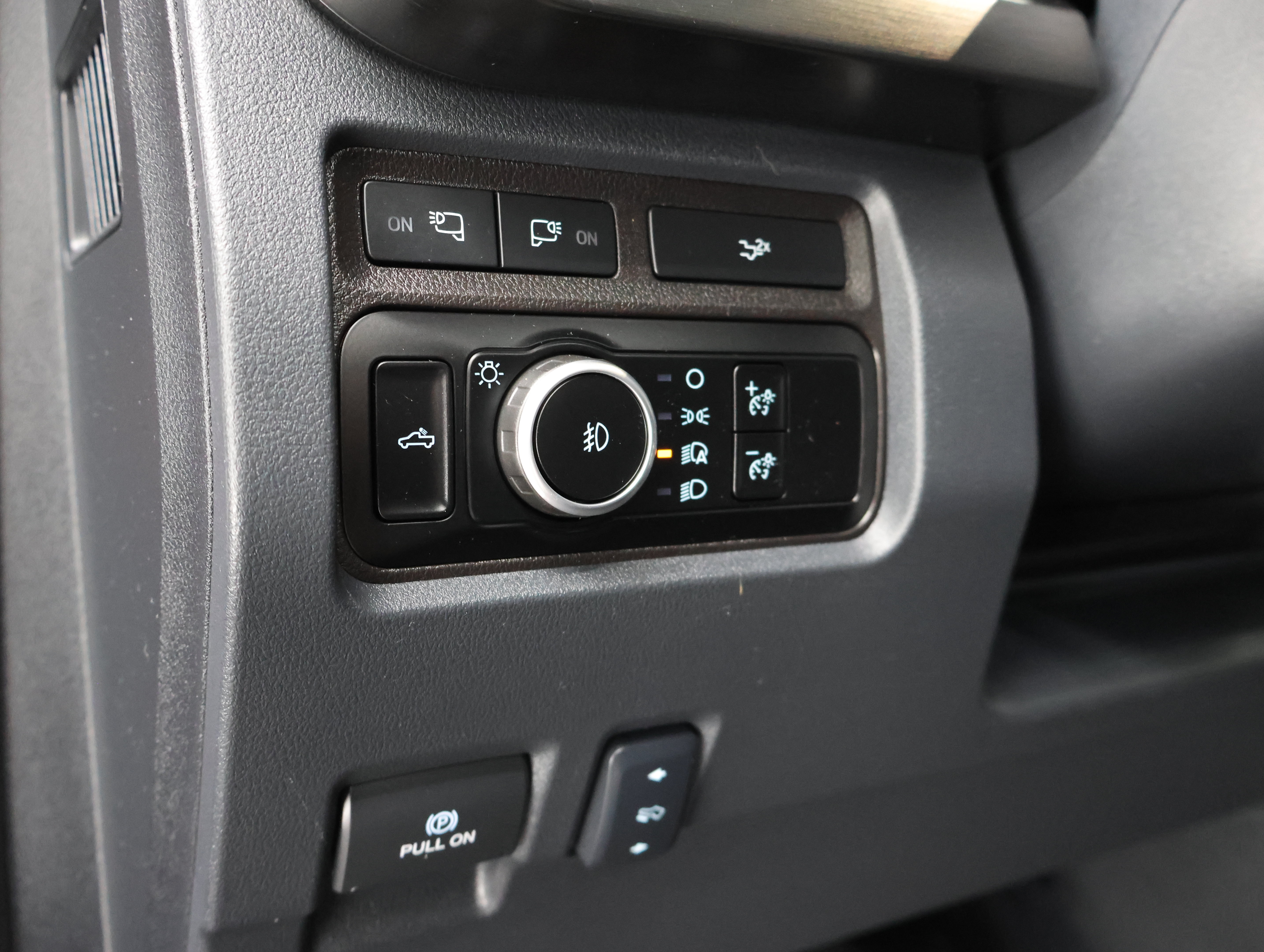 Used 2024 Ford F350 Lariat w/ Lariat Ultimate Package AWD/4WD image 49