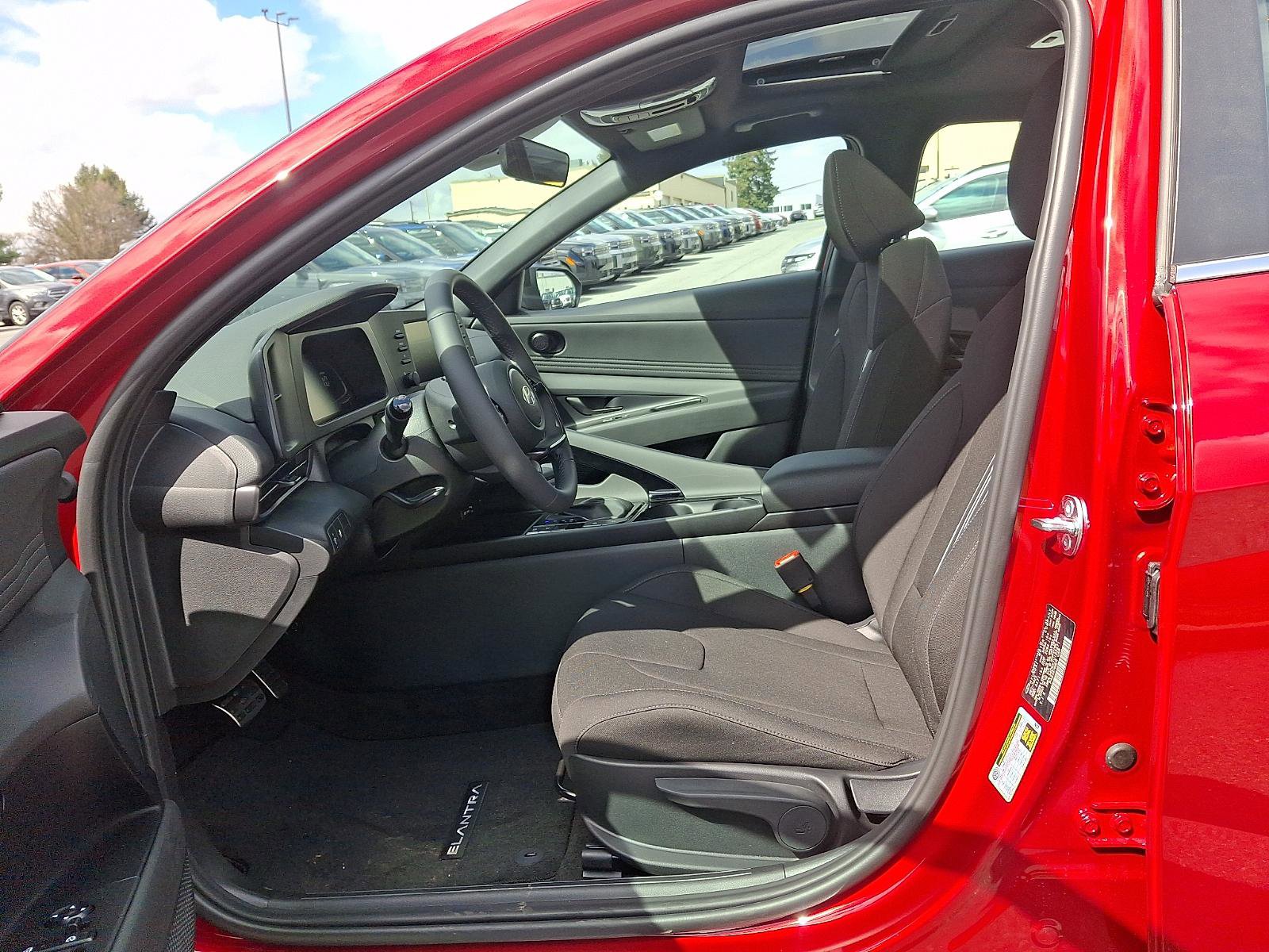 New 2026 Hyundai Elantra SEL Sport Premium image 9