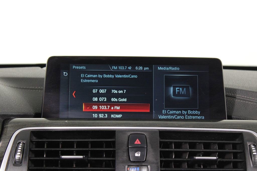 Used 2018 BMW 430i xDrive Convertible w/ Premium Package image 8