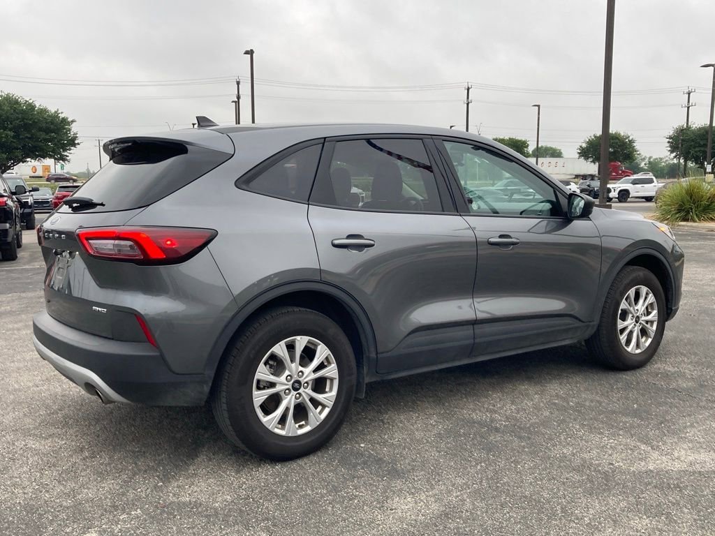 Used 2025 Ford Escape Active AWD/4WD image 5