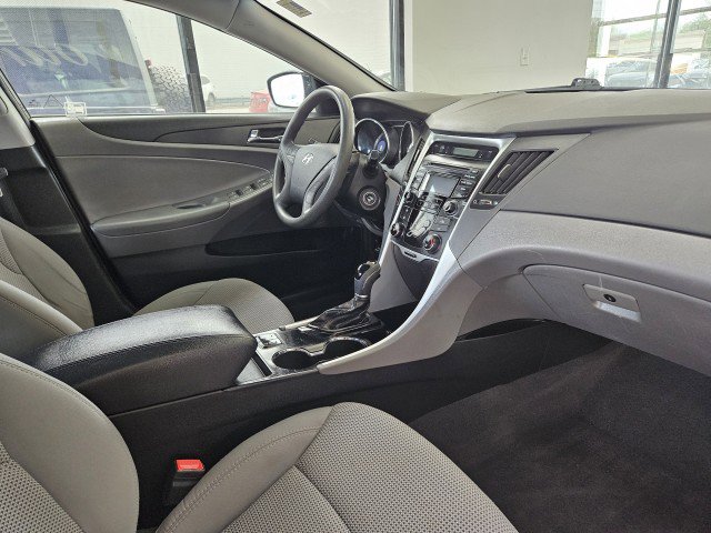 Used 2013 Hyundai Sonata GLS w/ Popular Equipment Pkg FWD image 12