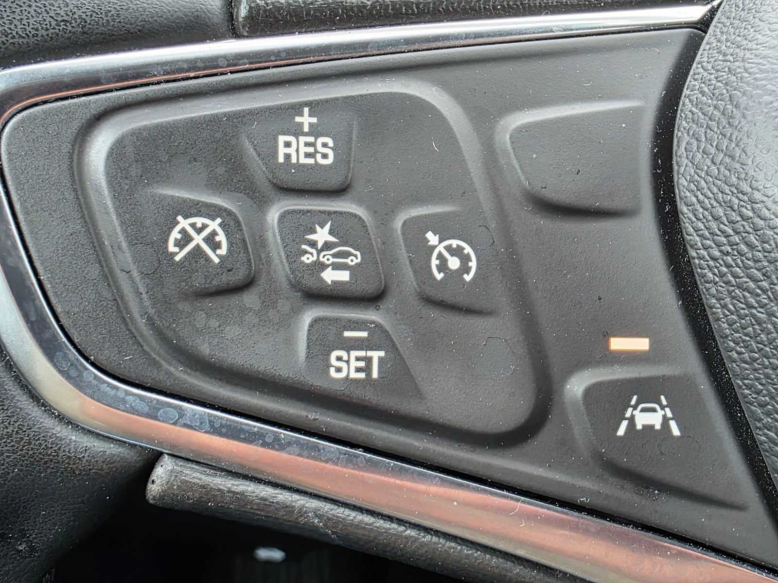 Used 2024 Chevrolet Equinox LT AWD/4WD image 30