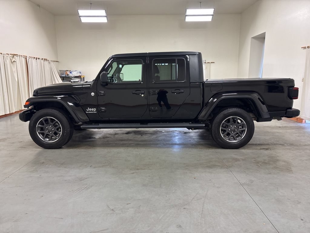 Used 2020 Jeep Gladiator Overland AWD/4WD image 5