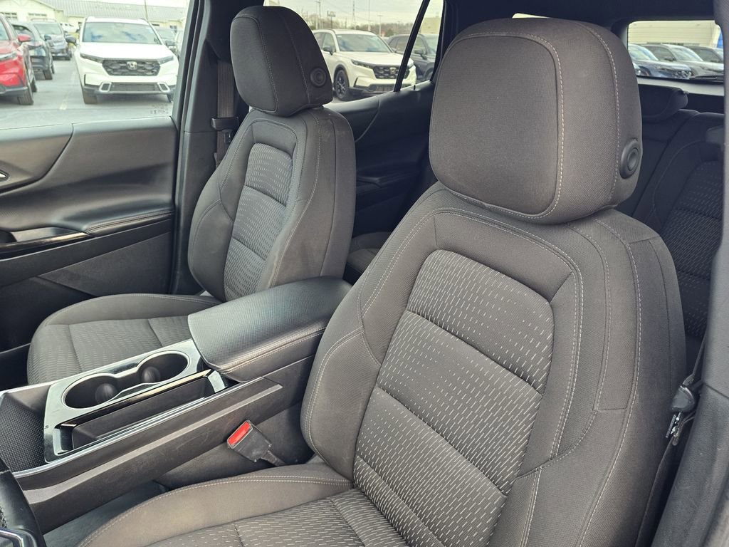 Used 2025 Chevrolet Equinox LT image 12