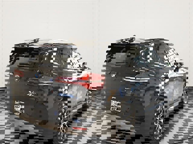 Used 2025 BMW X3 xDrive30i w/ Convenience Package image 4