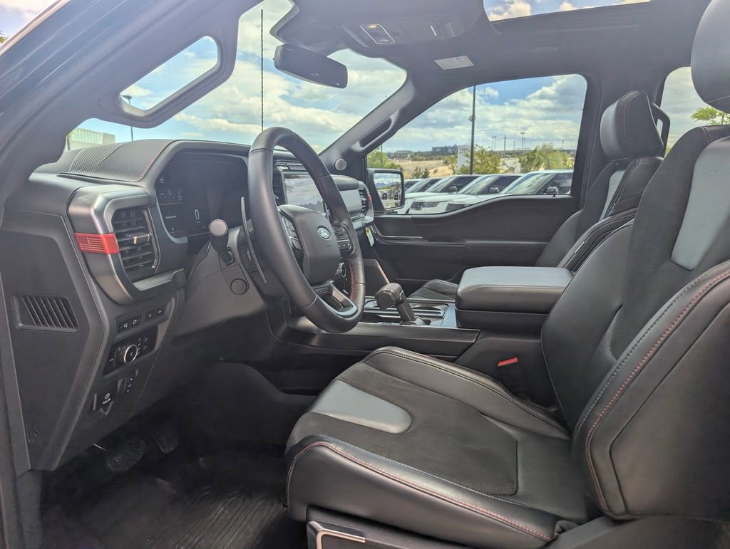 Used 2024 Ford F150 Raptor AWD/4WD image 25