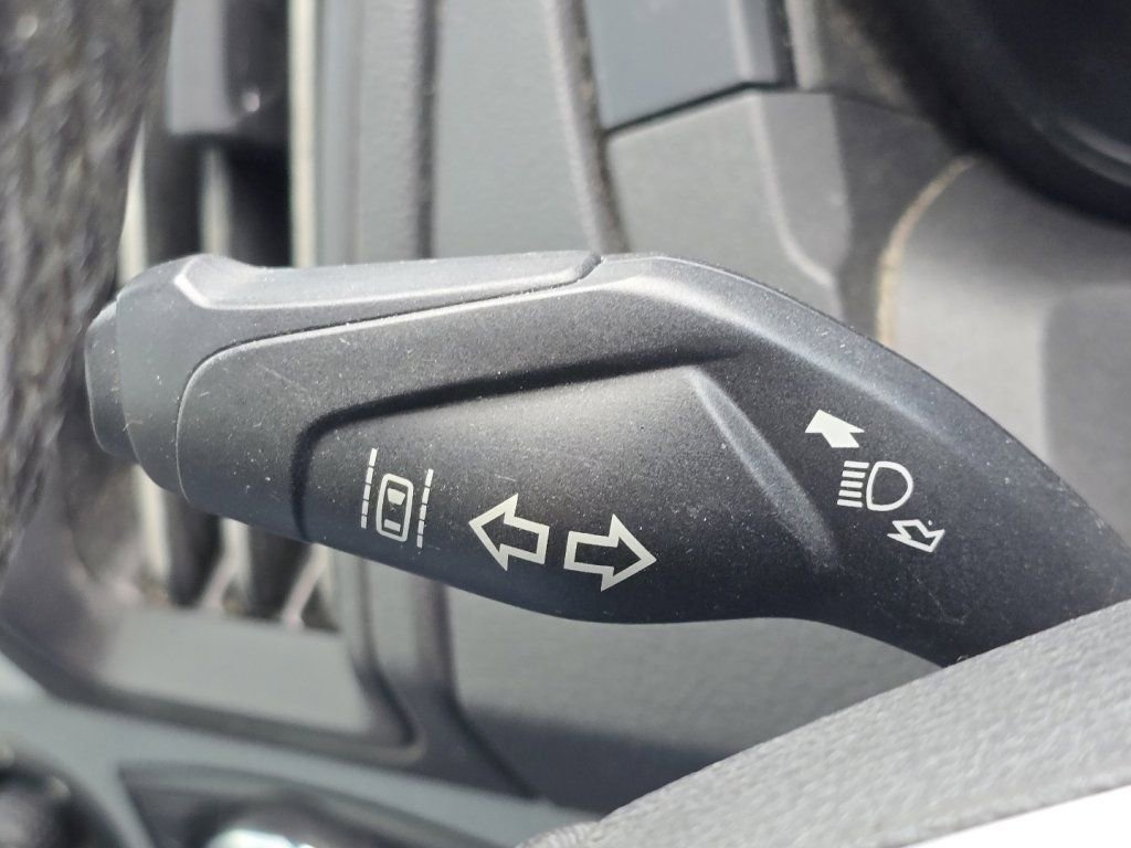 Used 2019 Ford Transit 250 148 Medium Roof image 30