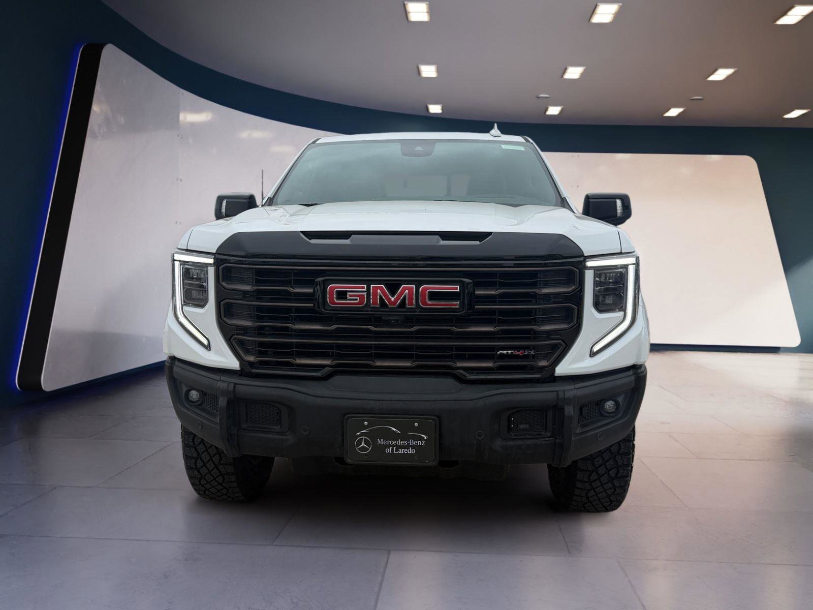 Used 2025 GMC Sierra 1500 AT4X AWD/4WD image 8