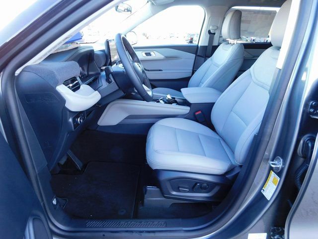 New 2026 Ford Explorer Active w/ Active Comfort Package image 12
