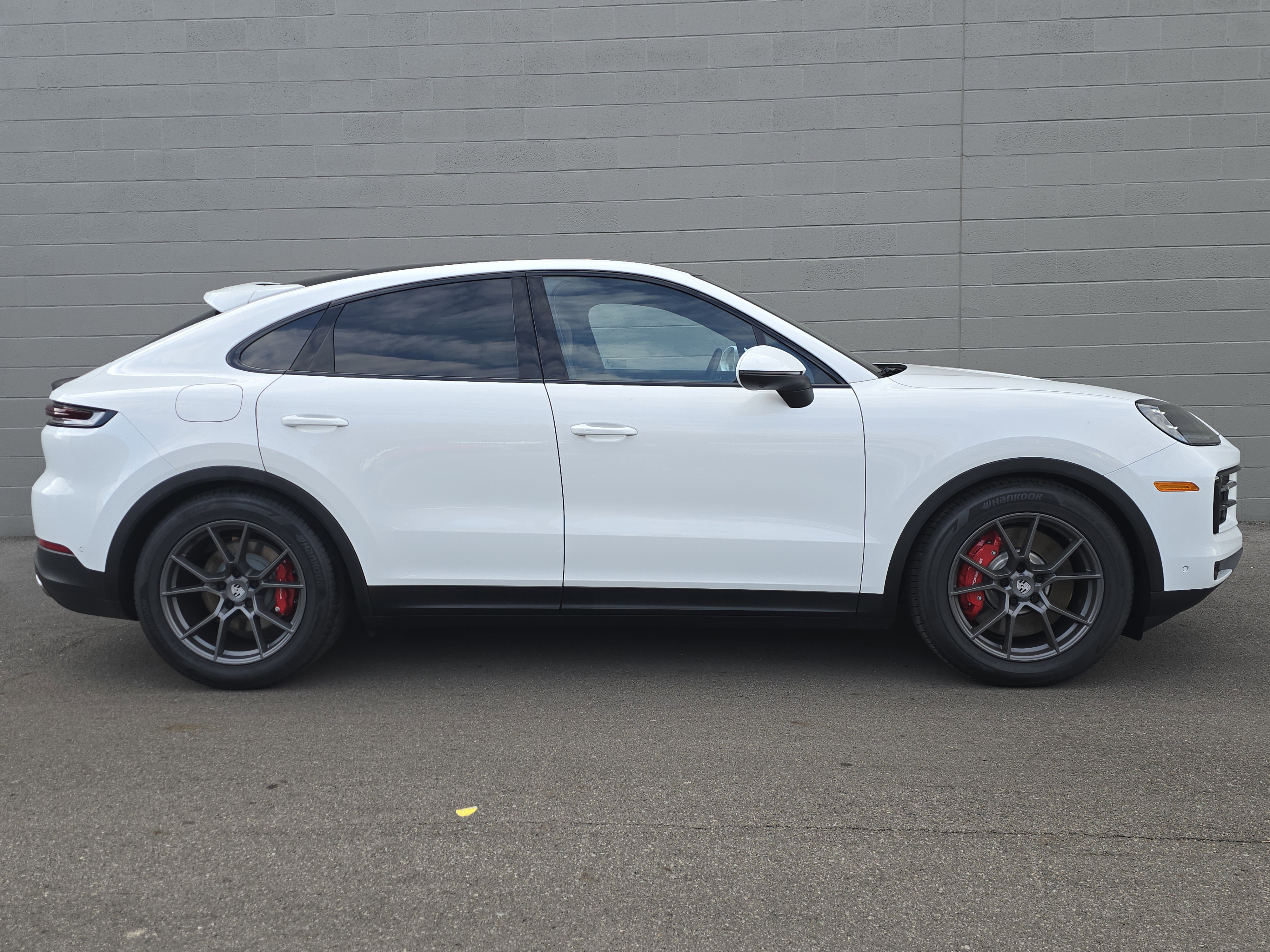 New 2026 Porsche Cayenne S image 10