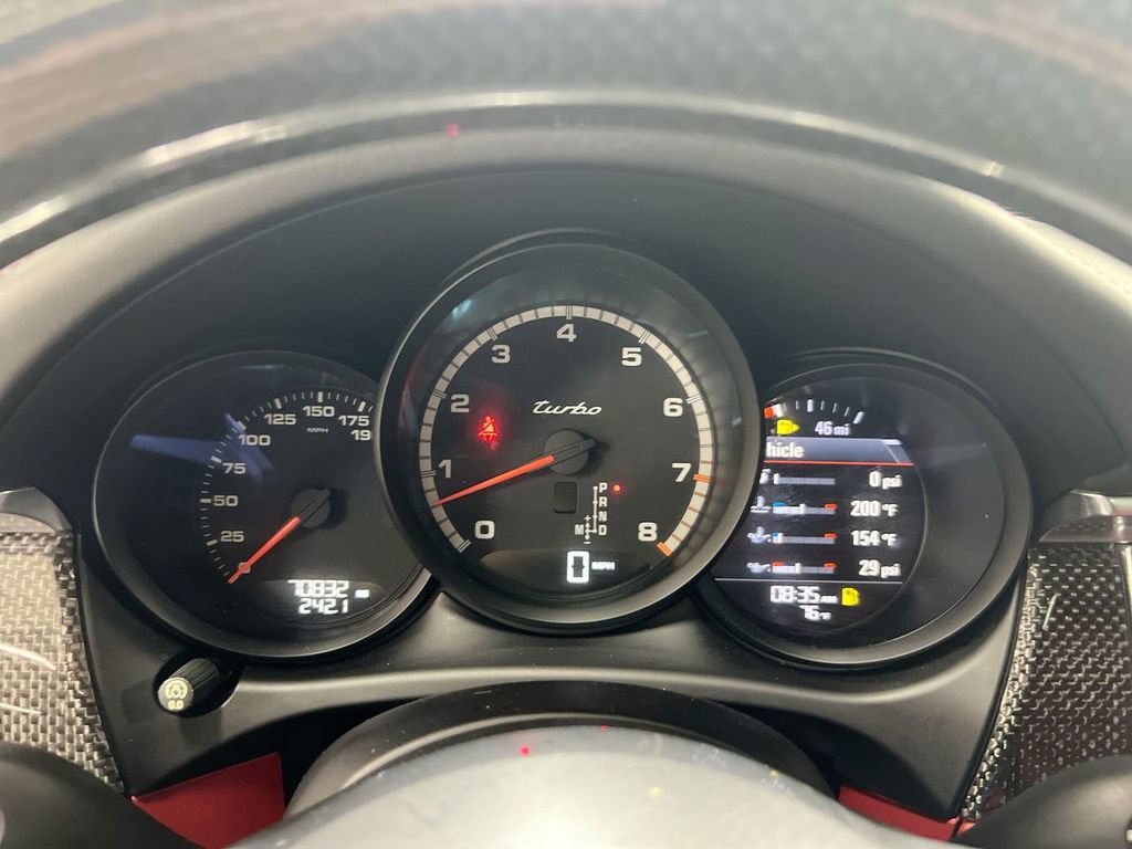 Used 2015 Porsche Macan Turbo AWD/4WD image 12