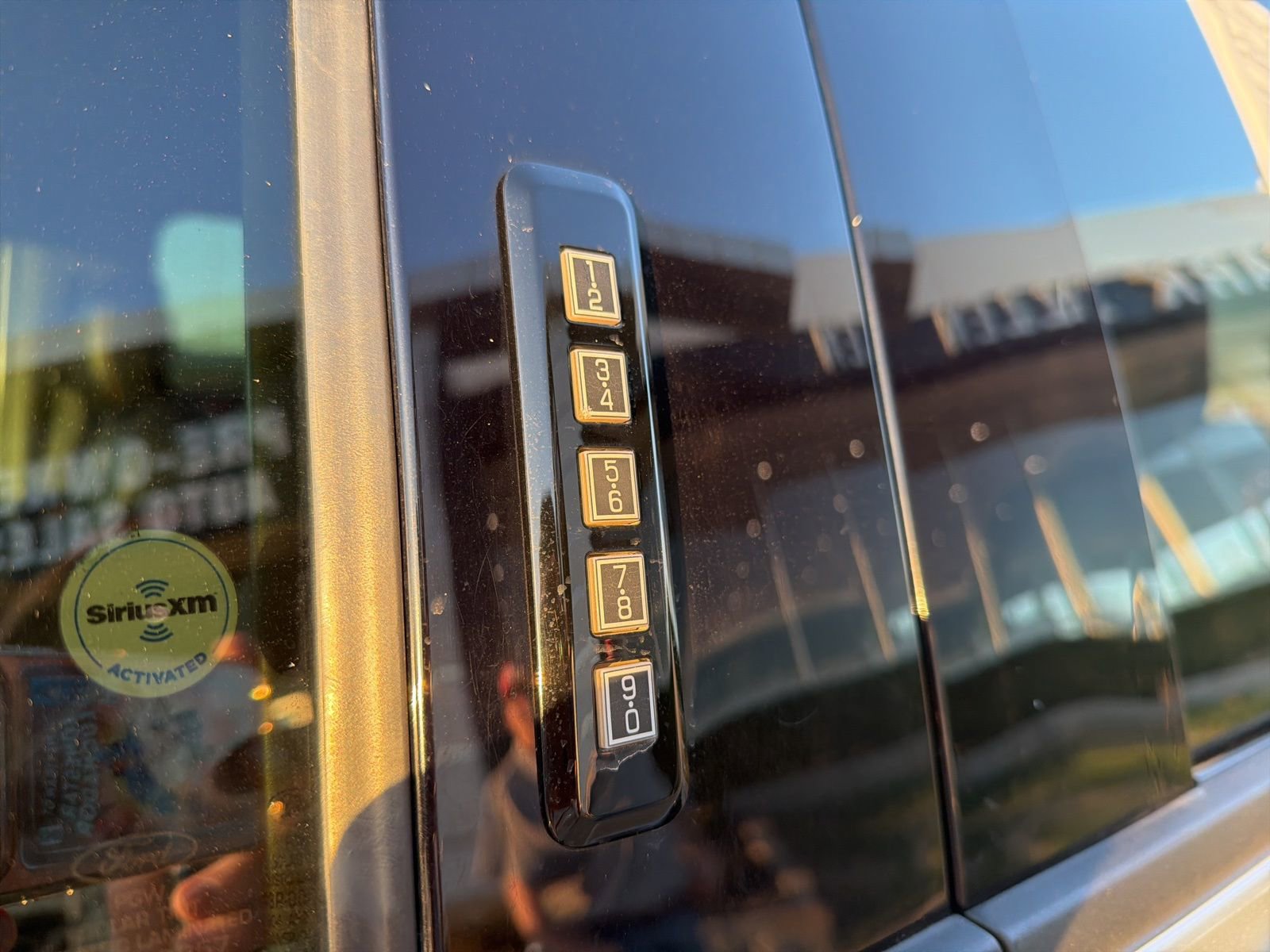 Used 2018 Ford F150 Raptor w/ Equipment Group 802A Luxury image 8