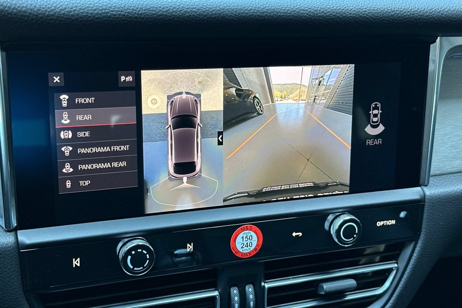 New 2026 Porsche Macan AWD/4WD image 24