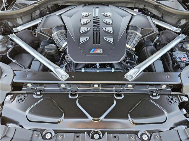 Used 2026 BMW X7 M60i w/ Climate Comfort Package image 17