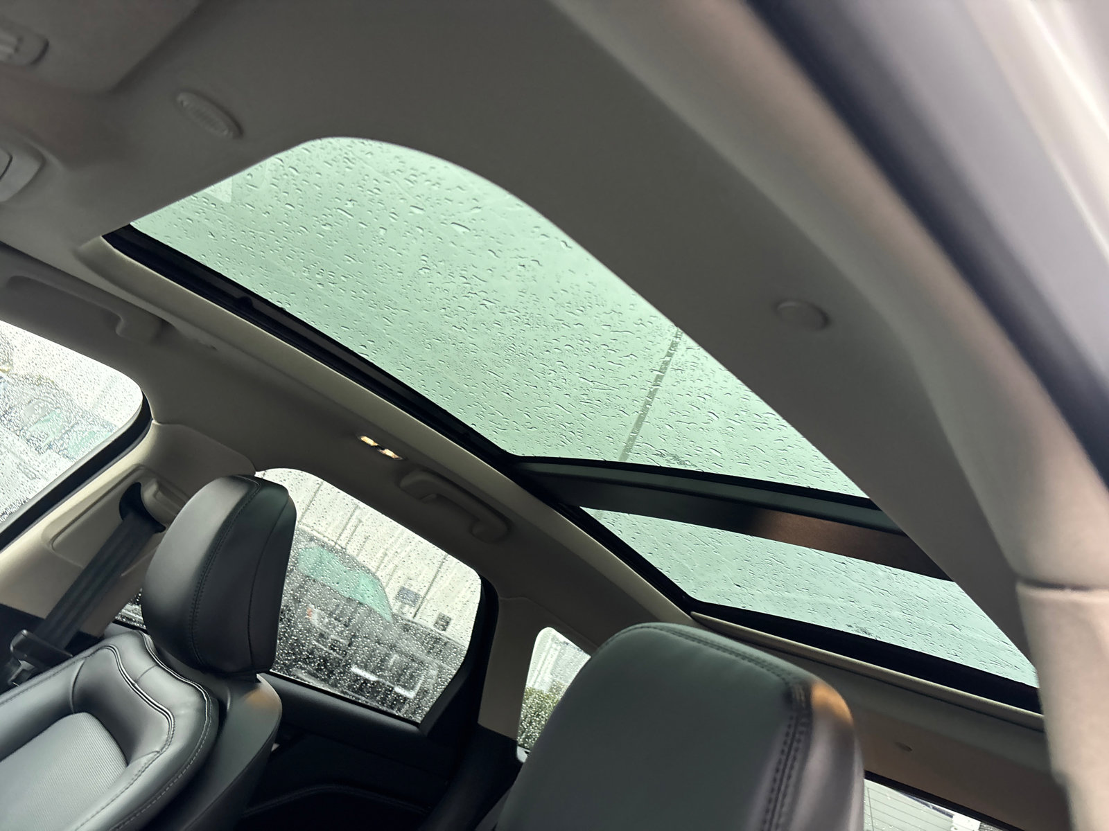 New 2026 Lincoln Corsair Premiere image 26