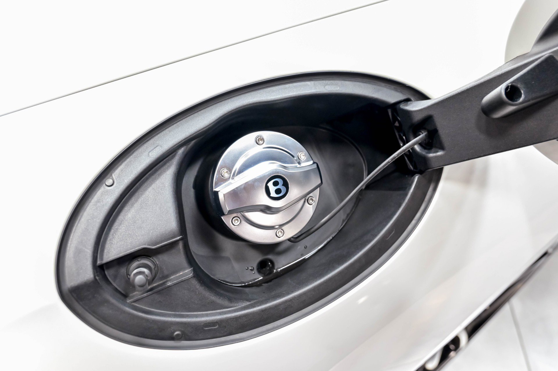 Used 2020 Bentley Continental GT AWD/4WD image 57