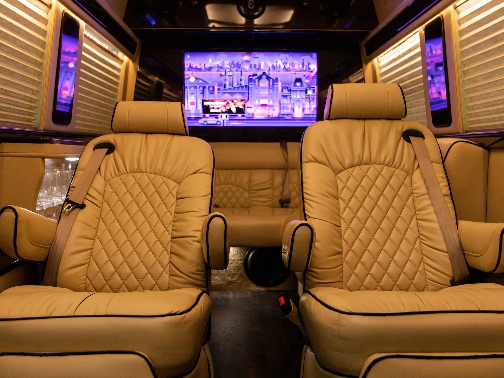 Used 2017 Mercedes-Benz Sprinter 3500 w/ Active Safety Plus Package image 28