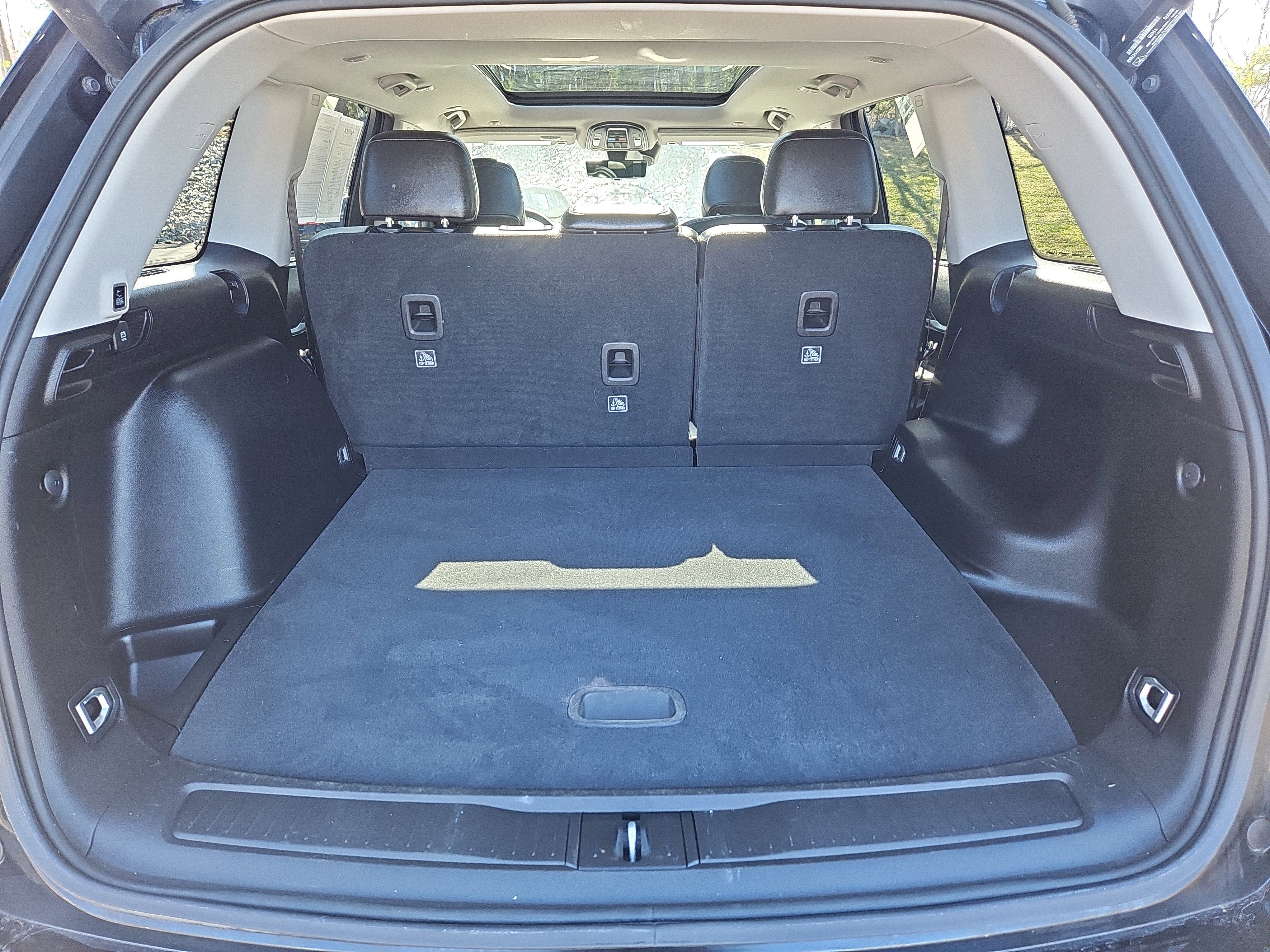 Used 2023 Jeep Grand Cherokee Limited w/ Luxury Tech Group II image 37