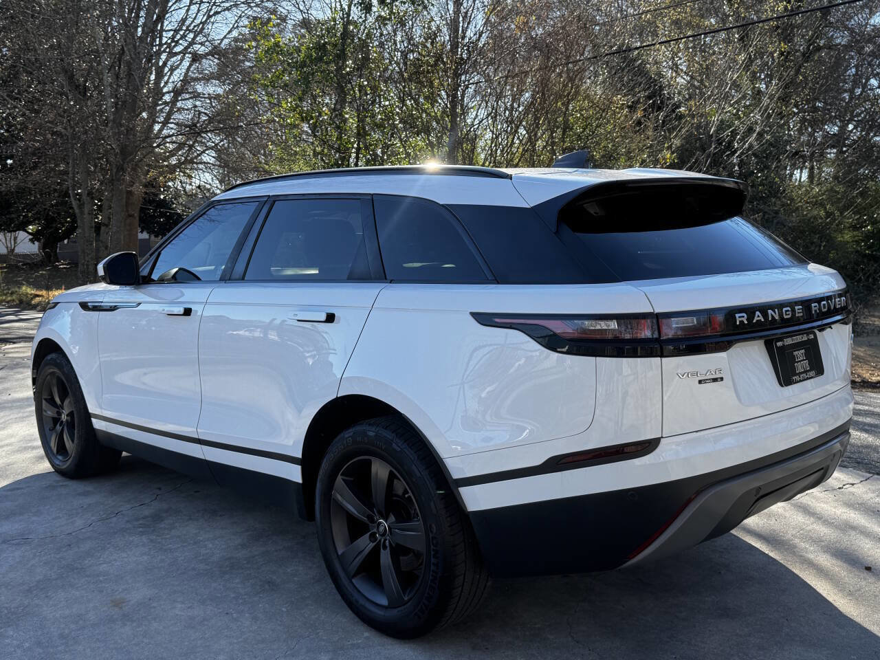 Used 2018 Land Rover Range Rover Velar S image 10