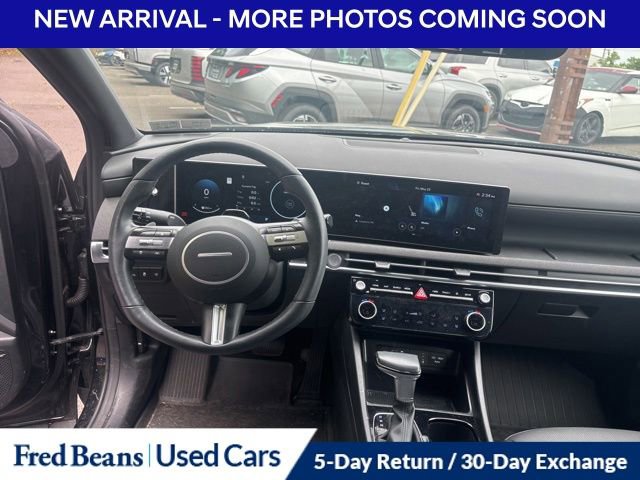 Used 2025 Hyundai Santa Cruz Limited AWD/4WD image 13