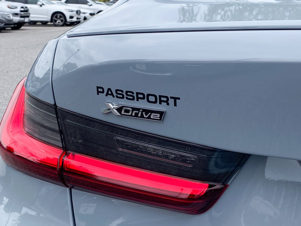 New 2026 BMW 330i xDrive Sedan w/ M Sport Package AWD/4WD image 6