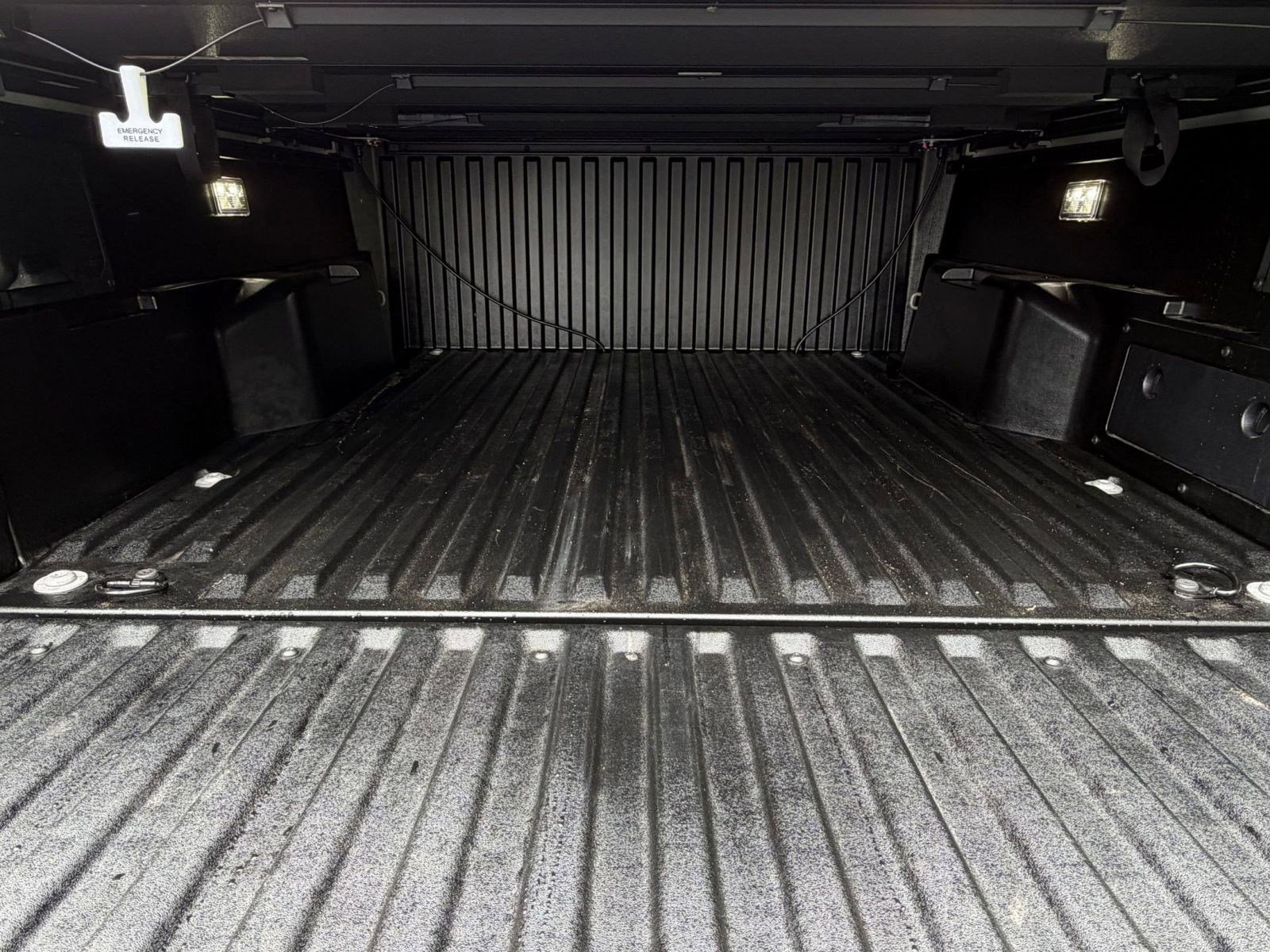 Used 2025 Toyota Tacoma Limited AWD/4WD image 41