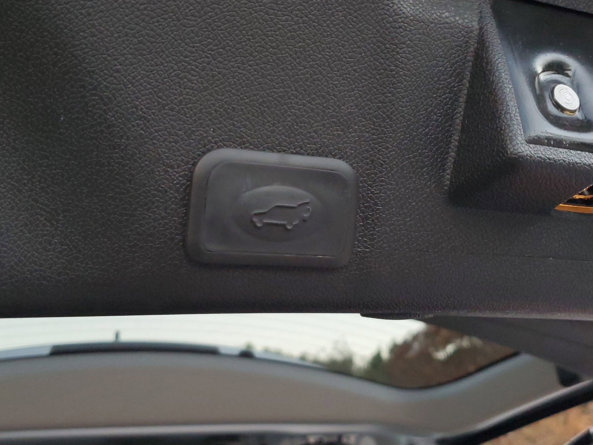 Used 2016 GMC Acadia Denali image 10