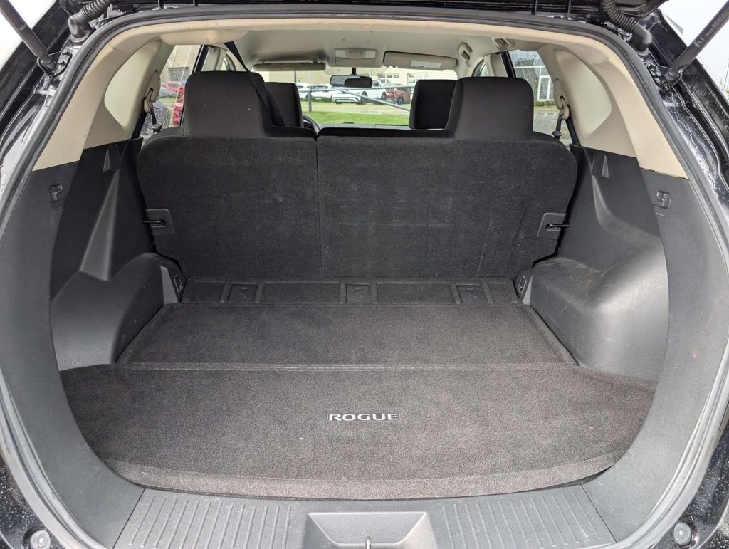 Used 2013 Nissan Rogue S w/ Special Edition Pkg FWD image 13